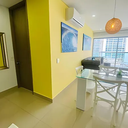 Infinitum Luxury Apartament, *
