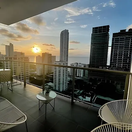 Infinitum Luxury Apartament,