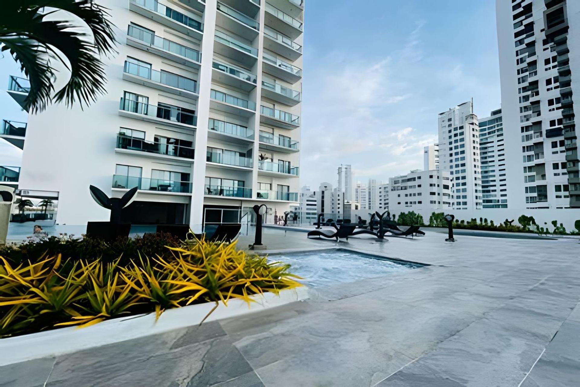 Infinitum Luxury Apartament, *