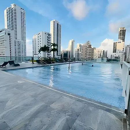 Infinitum Luxury Apartament,