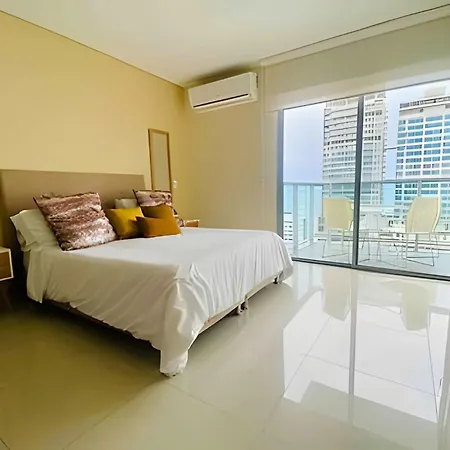 Apartment Infinitum Luxury Apartament, *