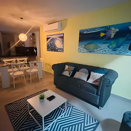 Apartment Infinitum Luxury Apartament, *