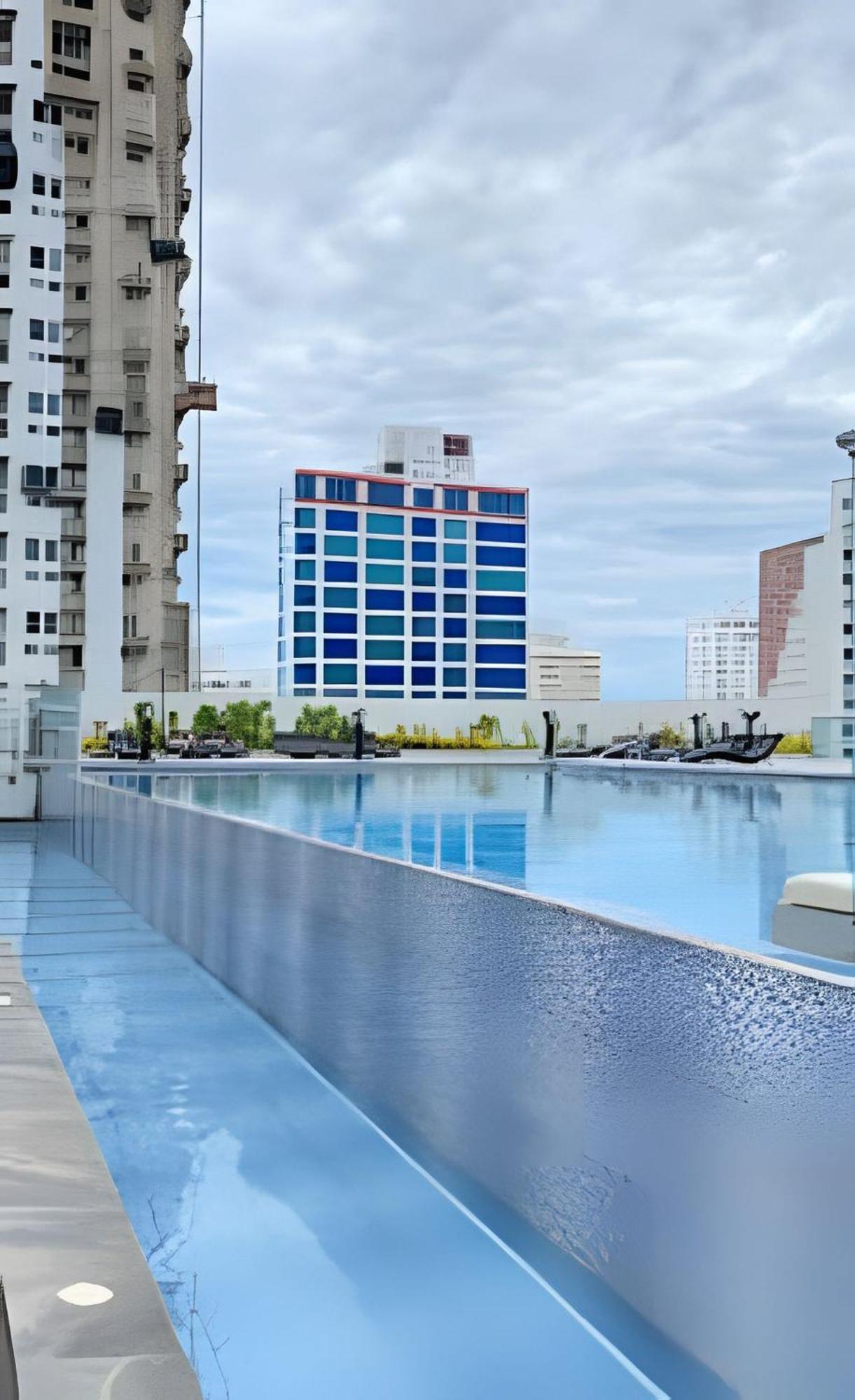 Infinitum Luxury Apartament, *